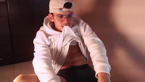 Daniel online show from 11-15-25, 04:43