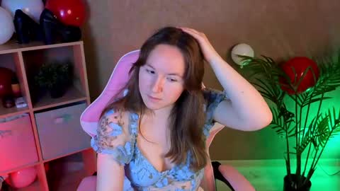 Alexandra online show from 05-20-26, 01:56