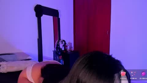 Snapshot of little_kayla_ chatting on 12-18-24, 05:26 kayla Instagram kayla 71082 online show from 12-18-24, 05:26