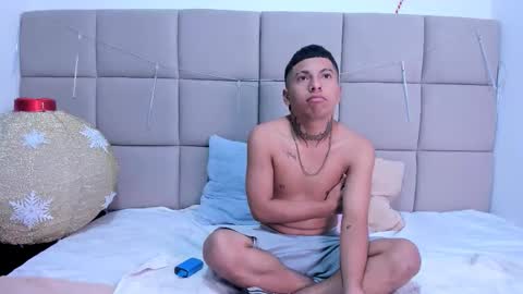 little_kris1 online show from 01-13-26, 12:32