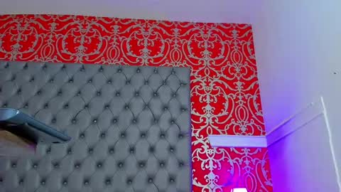 Snapshot of little_lilith_apple chatting on 03-05-25, 10:32 little_lilith_apple online show from 03-05-25, 10:32