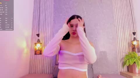 Snapshot of little_melody1 chatting on 06-05-26, 12:44 little_melody1 online show from 06-05-26, 12:44