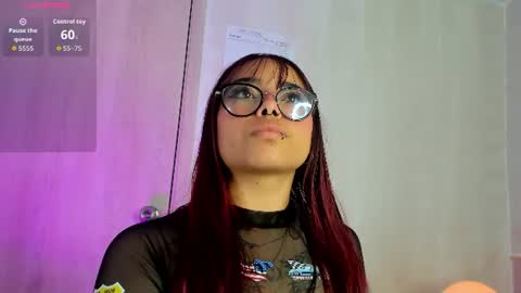 Snapshot of little_natty_ chatting on 06-16-26, 06:21 Natty online show from 06-16-26, 06:21
