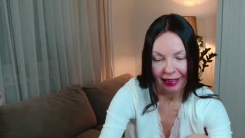 Nicole online show from 02-17-26, 05:41