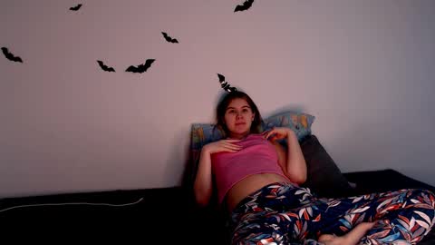 Snapshot of little_owlx chatting on 11-03-25, 02:51 Alice.. online show from 11-03-25, 02:51