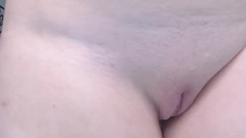 Snapshot of little_pearl_ chatting on 12-25-24, 10:59 Adaline online show from 12-25-24, 10:59