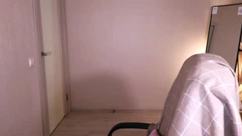 little_pretty_woman online show from 09-17-25, 04:30