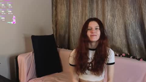 Snapshot of little_red_rosy chatting on 11-29-25, 04:59 Rosy online show from 11-29-25, 04:59