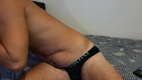 Snapshot of little_sakuraxxx chatting on 11-08-25, 02:34 GiuliaFrancesco online show from 11-08-25, 02:34