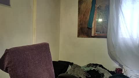 Snapshot of little_savage chatting on 12-22-24, 07:31 little_savage online show from 12-22-24, 07:31