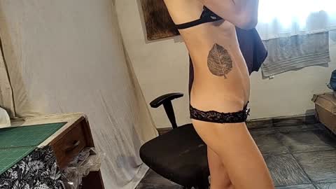 Snapshot of little_savage chatting on 01-12-25, 09:40 little_savage online show from 01-12-25, 09:40