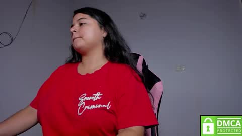 Snapshot of little_shaara chatting on 10-16-25, 08:43 Shaara online show from 10-16-25, 08:43