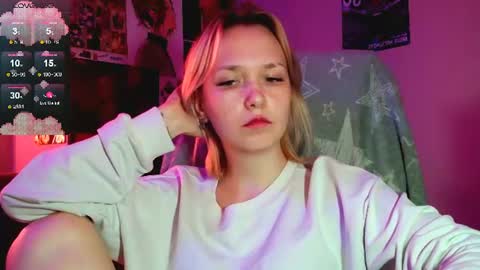 Snapshot of little_sugar_queen chatting on 08-02-26, 01:31 Akin online show from 08-02-26, 01:31