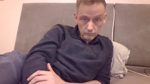 Snapshot of little_willy82 chatting on 03-21-26, 09:14 Willy online show from 03-21-26, 09:14