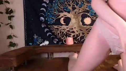 Snapshot of little_witch_sofia chatting on 01-17-25, 09:50 Sofia online show from 01-17-25, 09:50