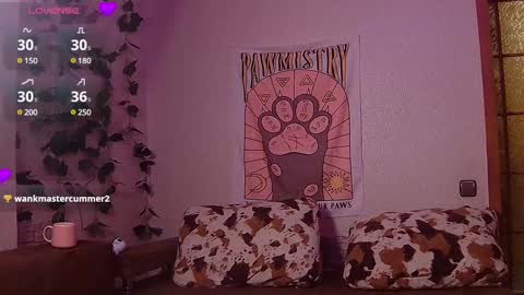 Snapshot of little_witch_sofia chatting on 02-22-25, 06:30 Sofia online show from 02-22-25, 06:30