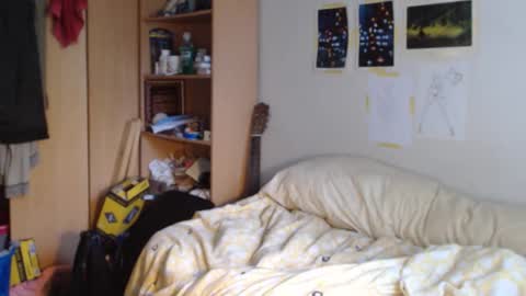 littlealien7 online show from 11-02-25, 05:21