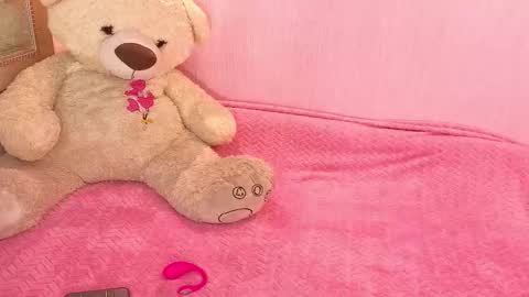 Ari online show from 03-25-26, 07:09