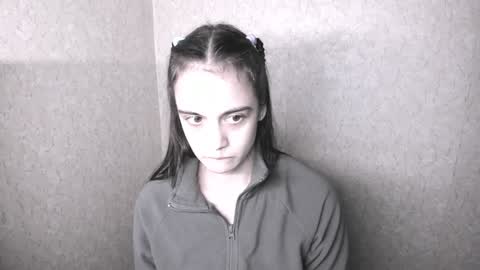 littleashleyy online show from 12-28-24, 06:29