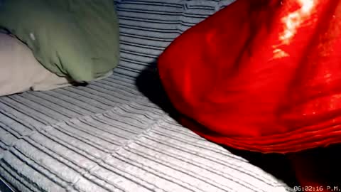 Snapshot of littlebuddycze chatting on 07-02-26, 04:02 Malej Kmo online show from 07-02-26, 04:02