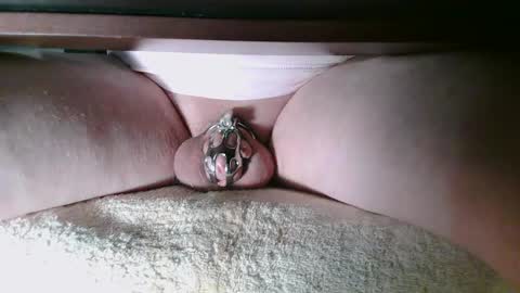 Snapshot of littleclitty247 chatting on 12-03-24, 05:23 Littlleclitty247 online show from 12-03-24, 05:23