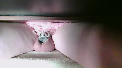 Snapshot of littleclitty247 chatting on 11-15-25, 03:48 Littlleclitty247 online show from 11-15-25, 03:48