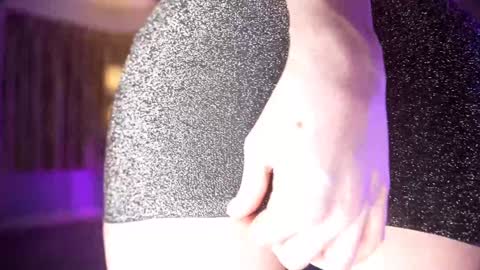 Emily Hill online show from 12-31-24, 09:28