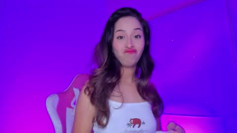 littlee_emma_ online show from 02-06-26, 03:33