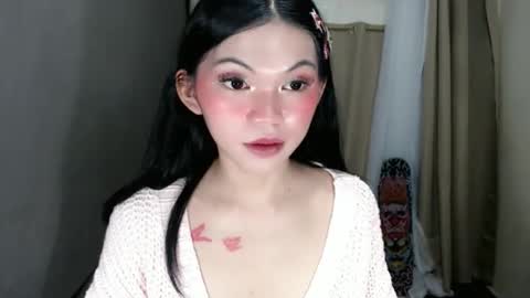 littlelace_ online show from 04-21-26, 02:51