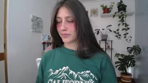 Snapshot of littlelaksmi chatting on 05-23-26, 09:19 Laksmi online show from 05-23-26, 09:19