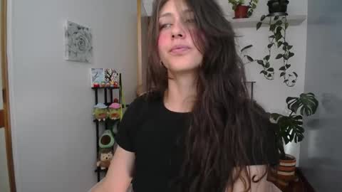 Snapshot of littlelaksmi chatting on 05-28-26, 09:34 Laksmi online show from 05-28-26, 09:34