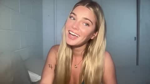 Marciabrady online show from 02-19-25, 08:52