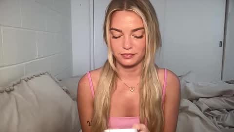 Marciabrady online show from 02-25-25, 10:07