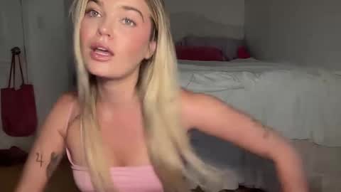 Marciabrady online show from 09-19-25, 08:20