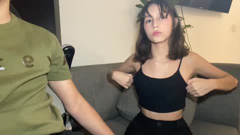 Snapshot of littlemegancouple chatting on 01-12-25, 04:21 the mengan show online show from 01-12-25, 04:21