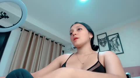 Sarahs Room online show from 03-12-25, 05:02