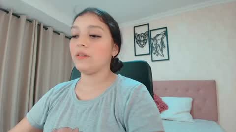Snapshot of littlemolly_pregnant chatting on 07-18-26, 03:11 Sarahs Room online show from 07-18-26, 03:11