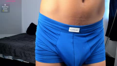Snapshot of littleparker chatting on 05-04-26, 01:40 PARKER online show from 05-04-26, 01:40