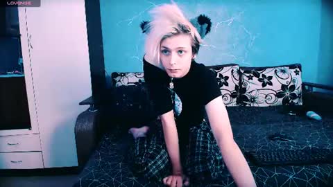 Snapshot of littlepinkcat chatting on 07-09-26, 12:09 Felix online show from 07-09-26, 12:09