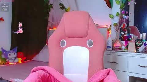 Ruby Rouse online show from 11-25-25, 03:28