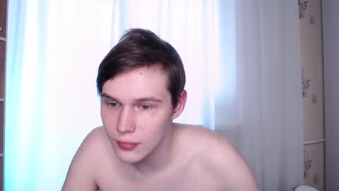 Snapshot of littlesadcabbage chatting on 02-22-25, 07:56 Sonnenschein online show from 02-22-25, 07:56