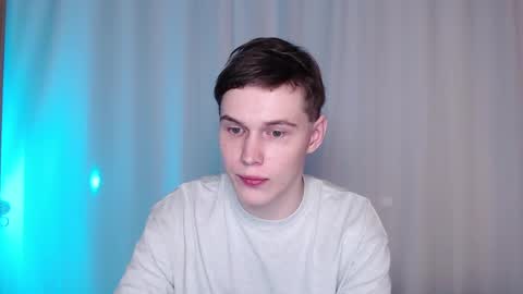 Snapshot of littlesadcabbage chatting on 03-06-25, 12:54 Sonnenschein online show from 03-06-25, 12:54