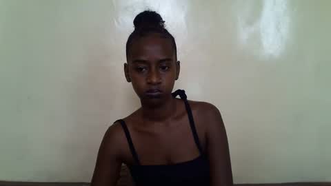 Snapshot of littlesandie chatting on 01-15-25, 06:43 littlesandie online show from 01-15-25, 06:43