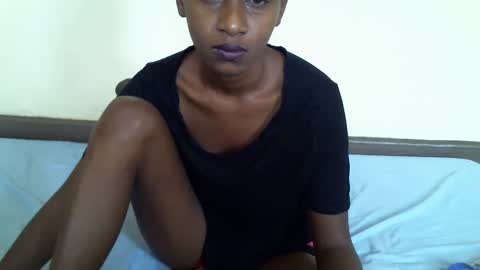 Snapshot of littlesandie chatting on 02-08-25, 05:51 littlesandie online show from 02-08-25, 05:51