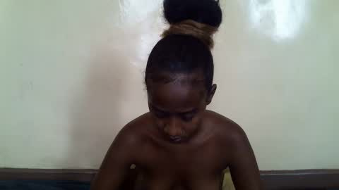 Snapshot of littlesandie chatting on 02-24-25, 09:00 littlesandie online show from 02-24-25, 09:00