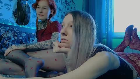 Niki  free tg channel with some photos gifs and info about streams  online show from 01-14-25, 06:34