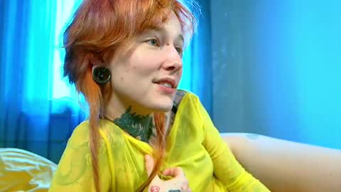 Niki  free tg channel with some photos gifs and info about streams  online show from 02-12-25, 10:56