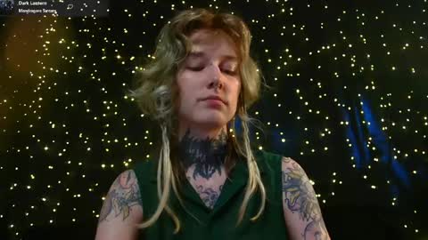 Niki  free tg channel with some photos gifs and info about streams  online show from 05-03-26, 01:17