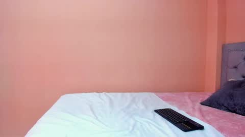 Snapshot of littletammy4u_ chatting on 03-07-25, 12:34 tammy online show from 03-07-25, 12:34