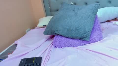 Snapshot of littletammy4u_ chatting on 03-09-25, 06:32 tammy online show from 03-09-25, 06:32